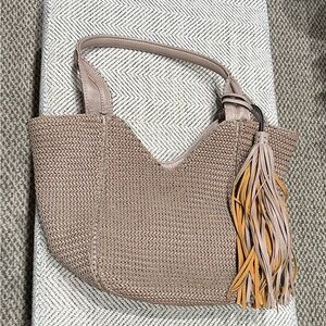 Elegant Tan Woven Tote Bag with Tassel